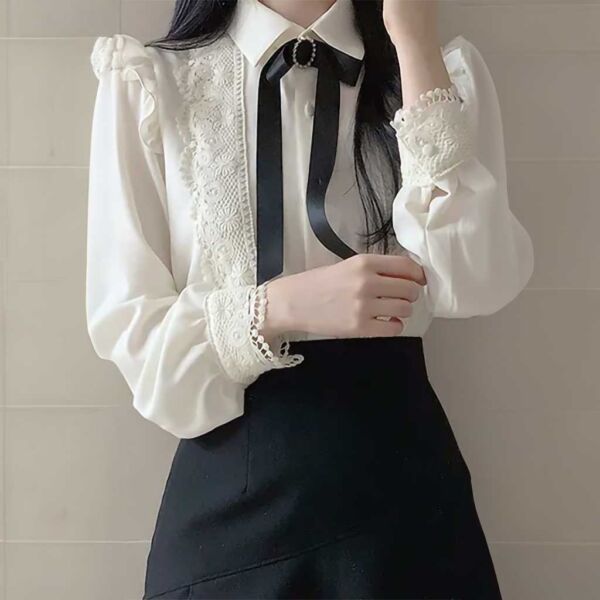 Women's Puffy Shoulder White Lace Blouse